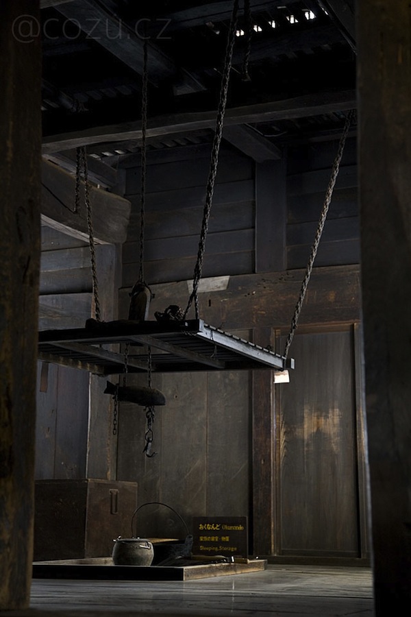 野原家住宅のオエ(日常生活の場)