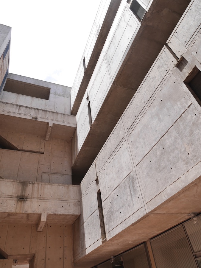 地下からの見上げ2